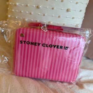 Stoney Clover Lane Eloise at the Plaza Pink Pink Pink Jewelry Case